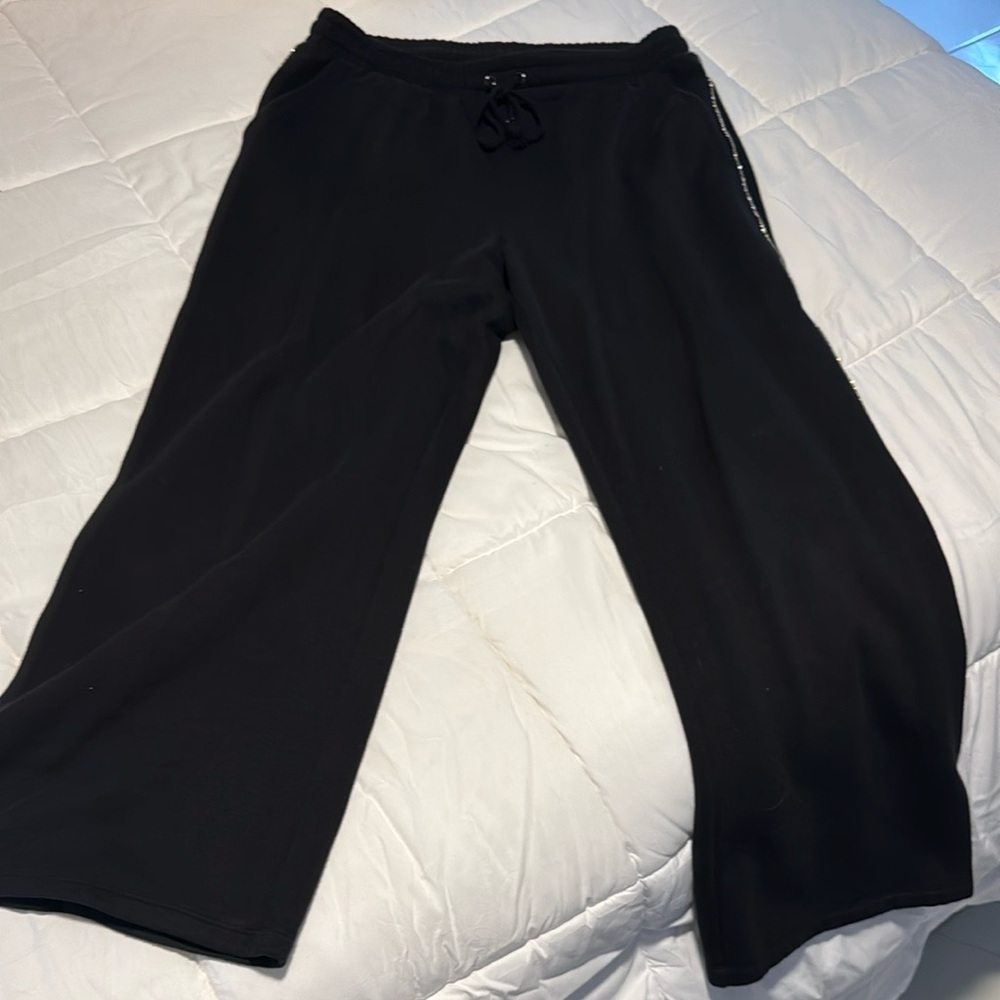 Victoria’s Secret On Point Bling Wide leg sweatpants